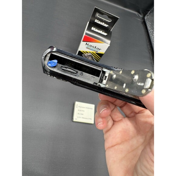 Samsung PL150 12.4MP Compact Digital Camera, Battery, Charger & 32GB MicroSD - Picture 12 of 12